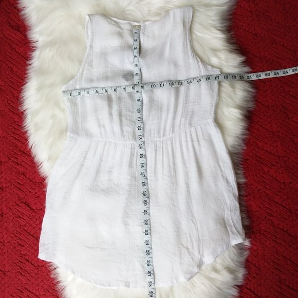 Spense | White Sleeveless Tunic Ivory Keyhole Back - Picture 4 of 9